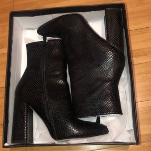 Pretty little things black snake boots